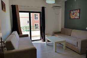 Privé City Hotel