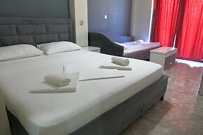 Privé City Hotel