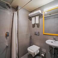 Bloom Hotel - Worli