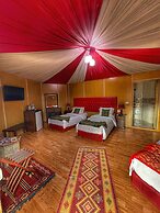 Rum Oasis Luxury Camp