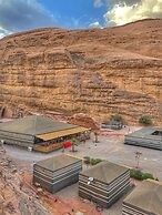Rum Oasis Luxury Camp