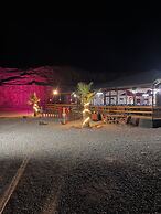 Rum Oasis Luxury Camp