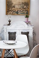 Luxe House