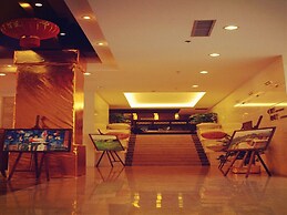 Dali Art Golf Hotel