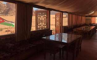 Yasmina Luxury Camp