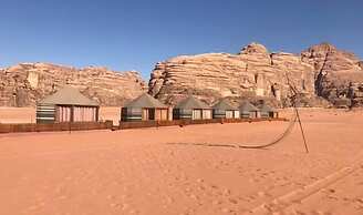 Yasmina Luxury Camp