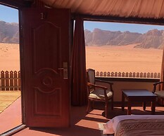 Yasmina Luxury Camp