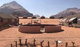 Yasmina Luxury Camp