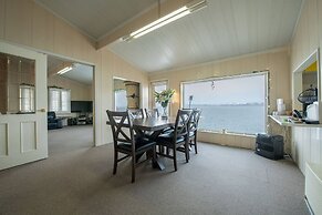 Sea Side House Toya