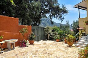 Holiday House Angelos on Agios Gordios Beach