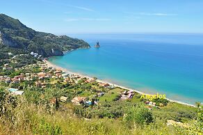 Holiday House Angelos on Agios Gordios Beach