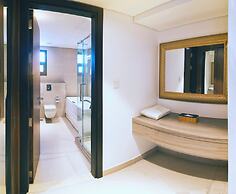 Boulevard hotel