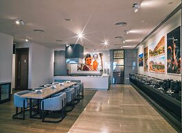 Boulevard hotel