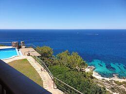 Luxury Villa Luna Suites frente al mar