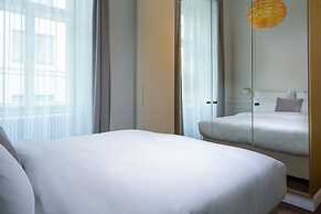 OREA Place Seno