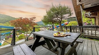 Gapyeong Citrine Pension