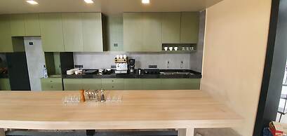 Mayura Aureole Co-living - Hostel