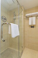 Bainianhui International Apartment