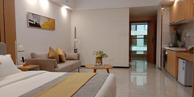 Bainianhui International Apartment