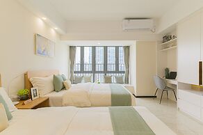 Bainianhui International Apartment