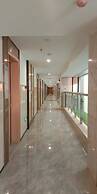 Bainianhui International Apartment