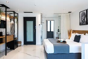 MELO Athens