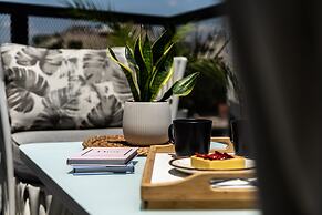 MELO Athens