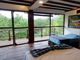 Moon Wind Tayrona Hostel by Rotamundos