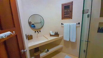 Delos Luxury 9 Bedroom near Chicxulub