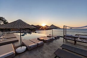 niXie Hotel & Beach - Adults Only