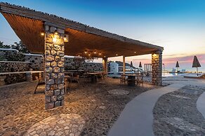 Nuvia Suites