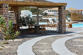 Nuvia Suites