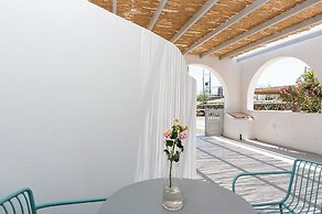 Nuvia Suites