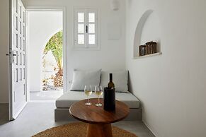 Nuvia Suites