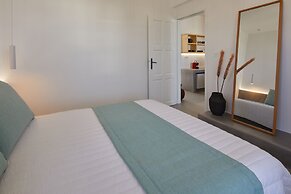 Nuvia Suites