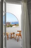 Nuvia Suites