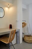 Nuvia Suites