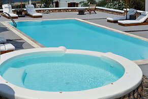 Nuvia Suites