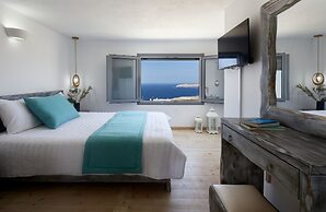 Nuvia Suites