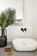 Nuvia Suites