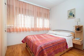Comfortable and Fully Furbished apt in Center