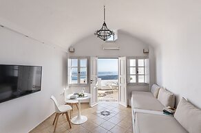 Calderas Hug & Panoramic Sea View Suites