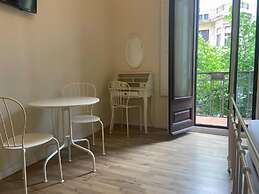 Hostal Lumine Suites by gaiarooms