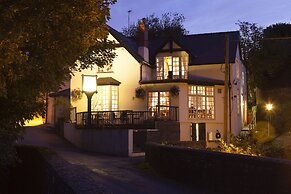 Newbridge on Usk