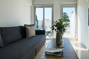 Phaedrus Living: Seaside Luxury Flat Lighthouse 65