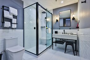 Moxy Shanghai Hongqiao NECC