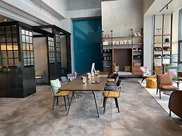 Moxy Shanghai Hongqiao NECC
