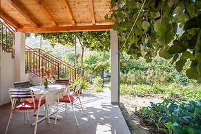 House With Large Garden, Right Next to the River