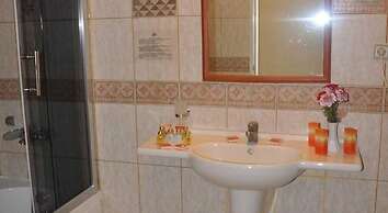 Ozden Eren Hotel