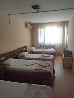 Ozden Eren Hotel